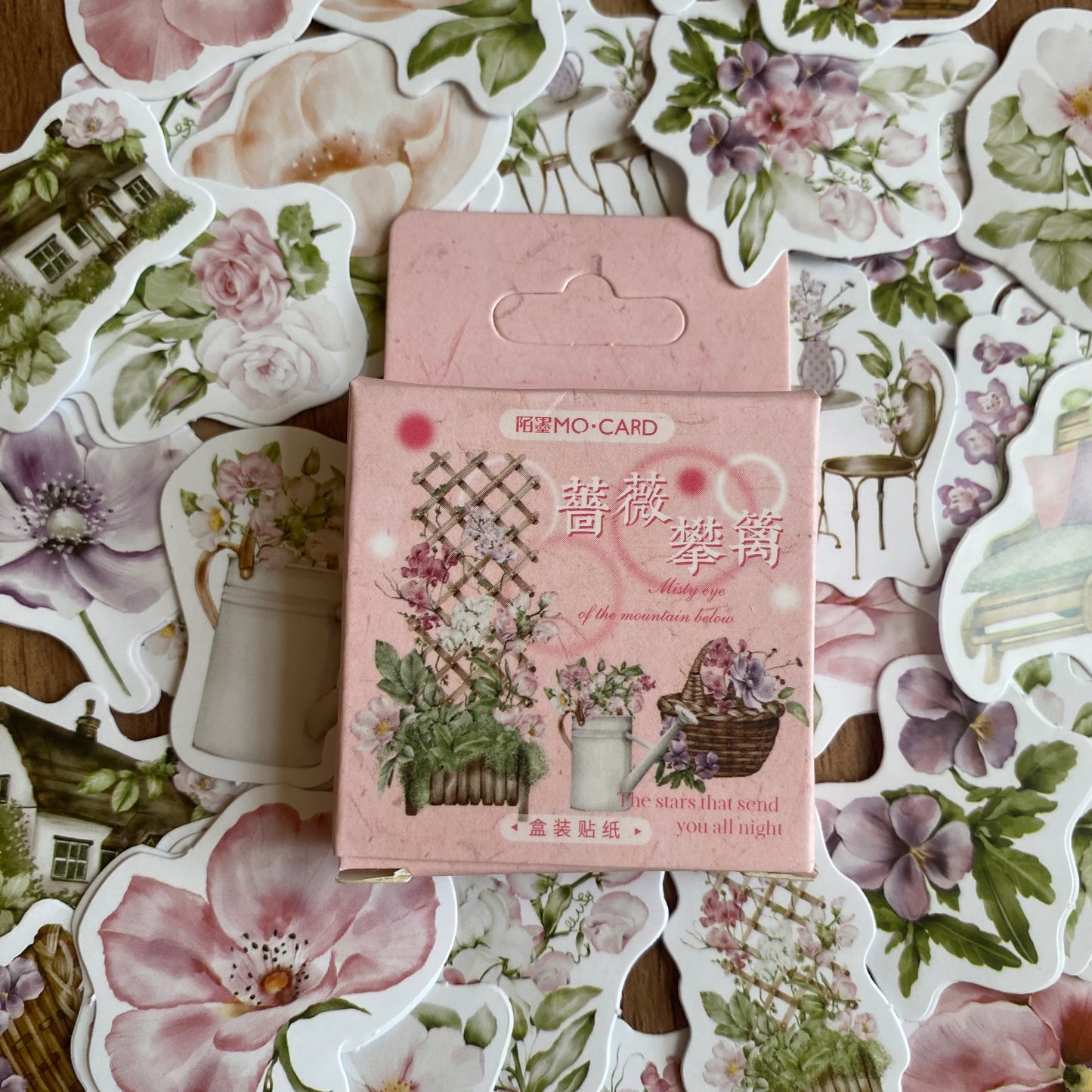 Cajita de stickers gardens -46 pzas