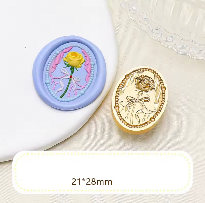 Bronce prediseñado "rosa 3D" 2.1 cm X 2.8 cm