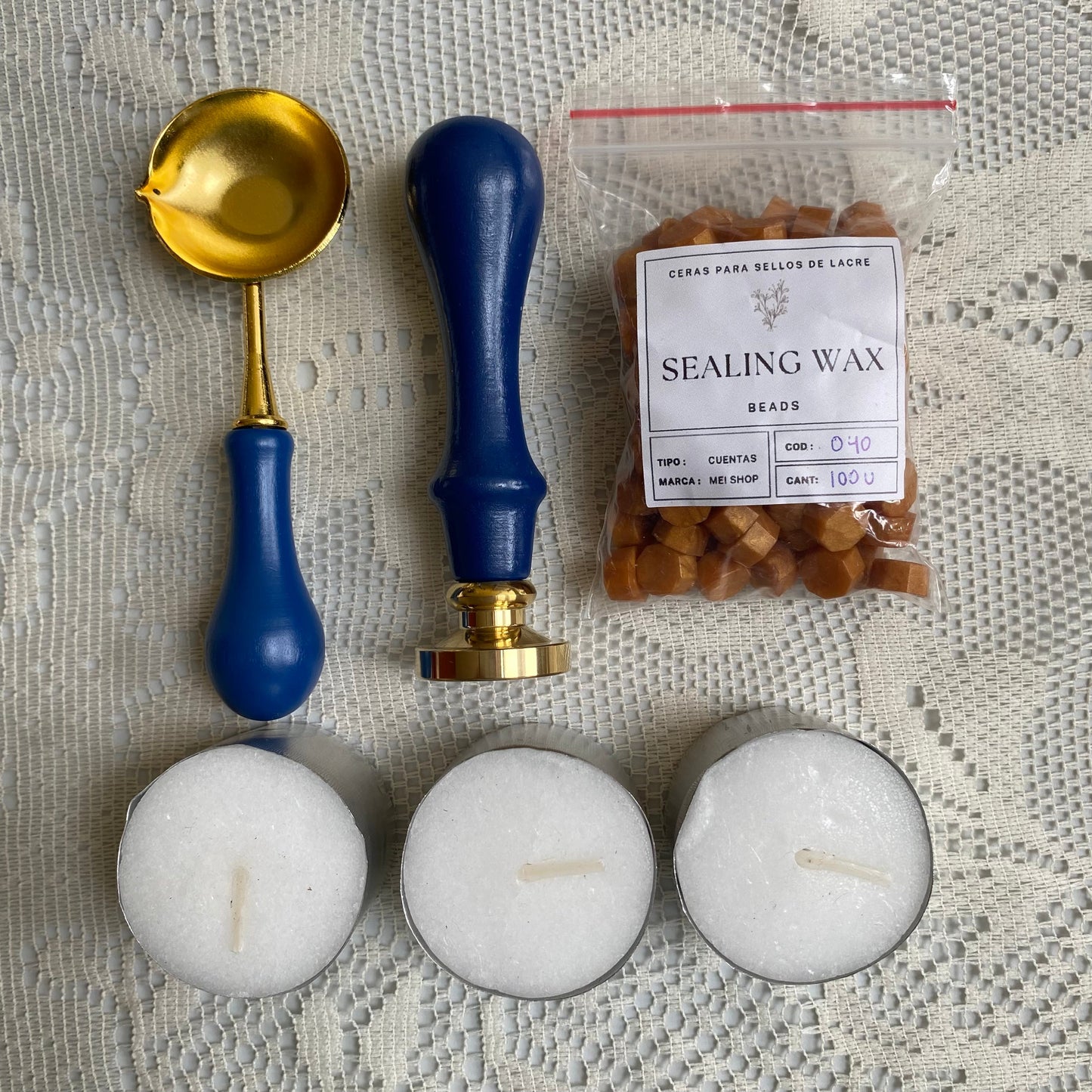 Kit básico sellos de lacre + sello personalizado (para 25 sellos/invitaciones)
