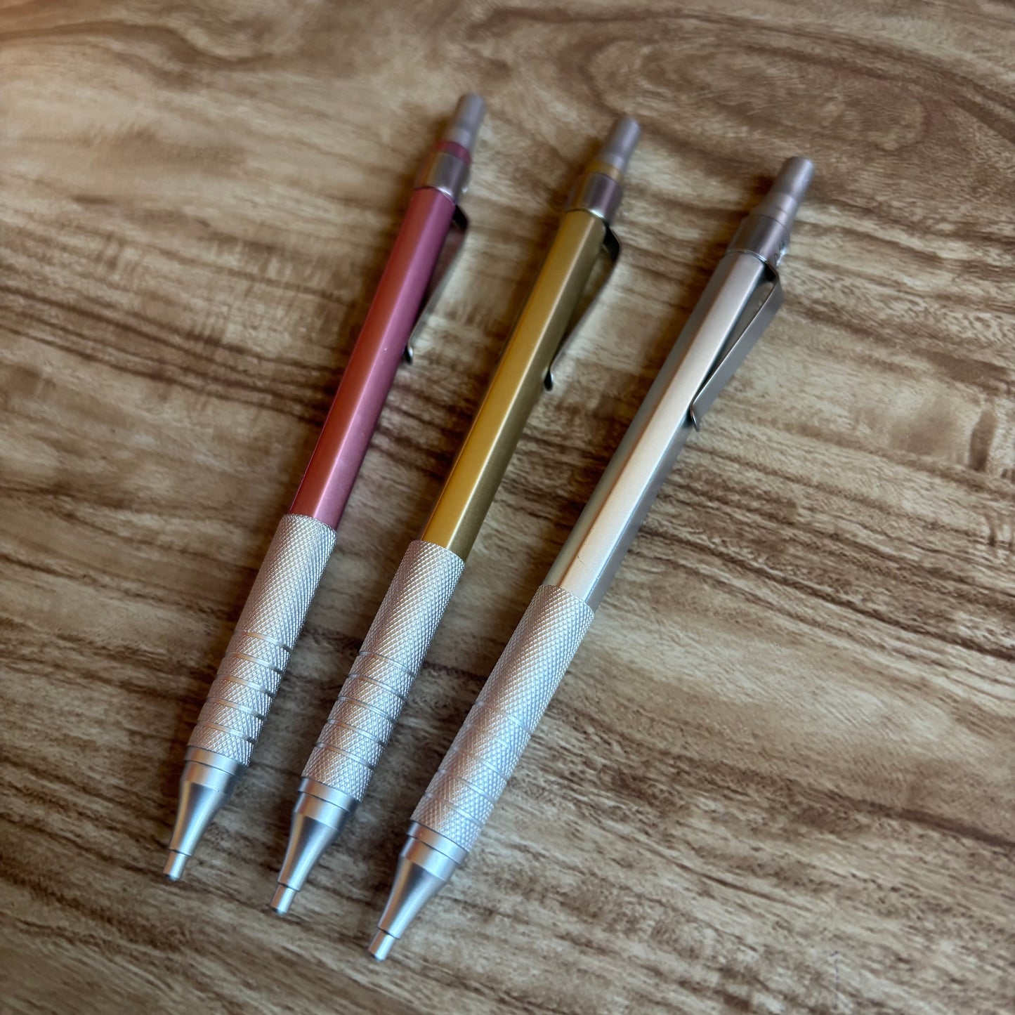 Portaminas metalicos 0.5 mm-1 pza