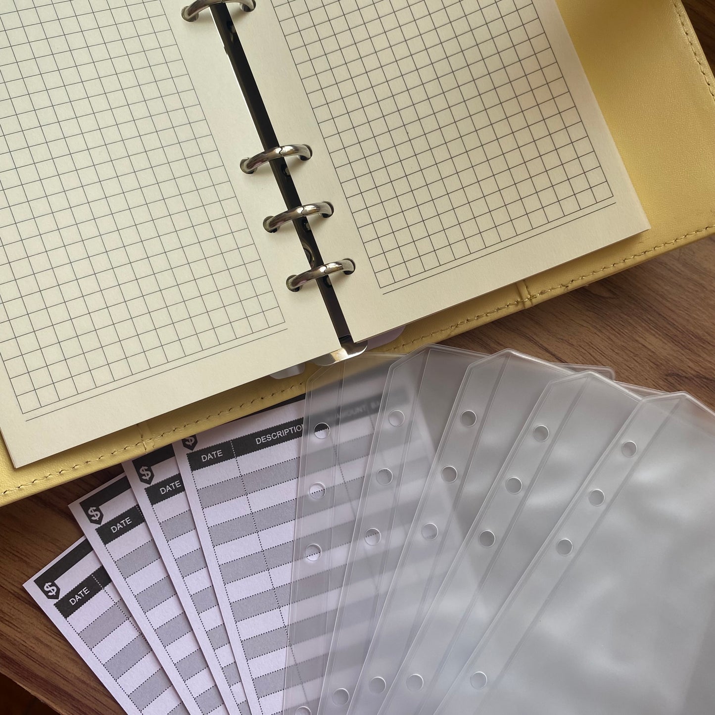 Binder del ahorro + hojas cuadriculadas + 5 sobres + 5 hojas finanzas