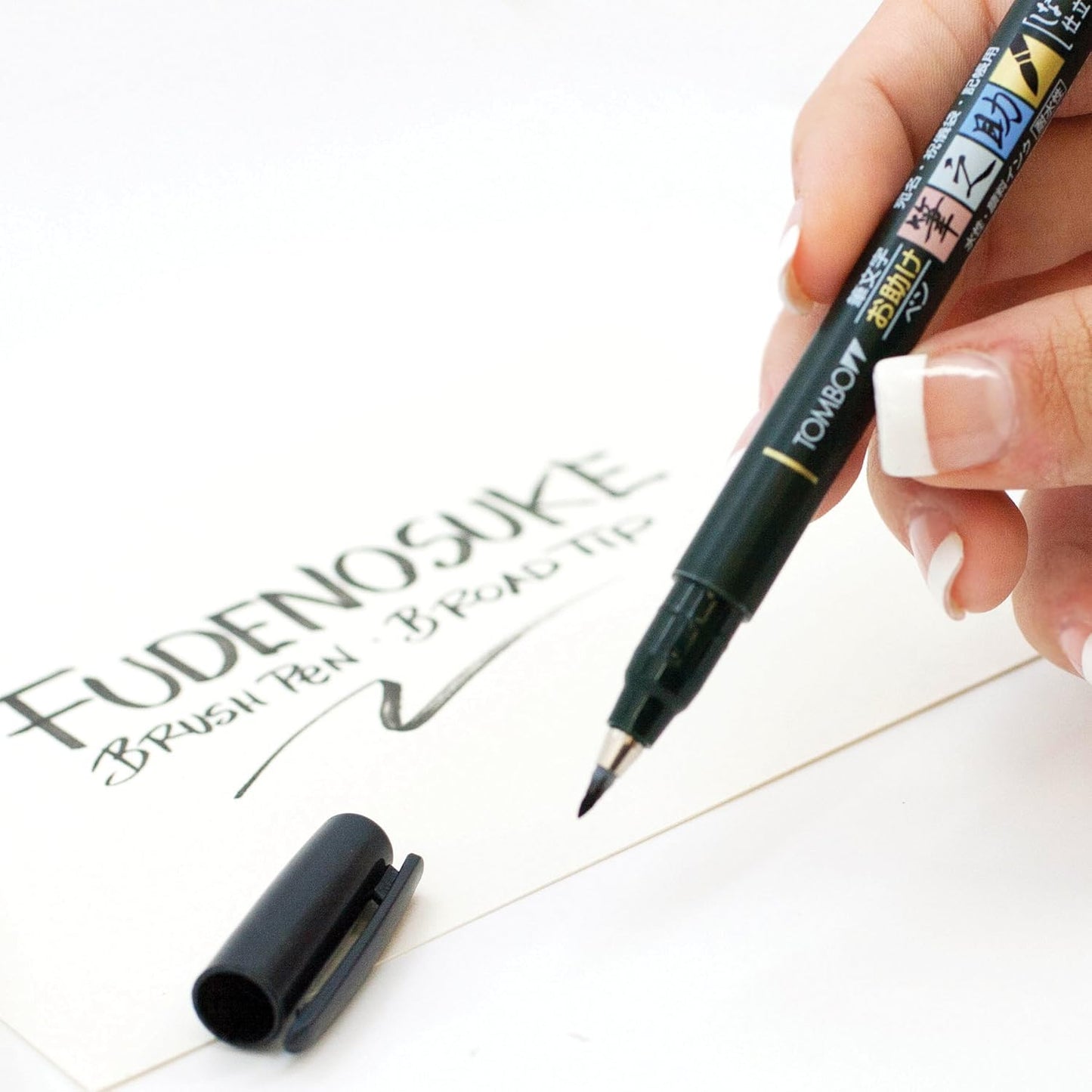 Tombow fudenosuke punta suave color negro-1 pza