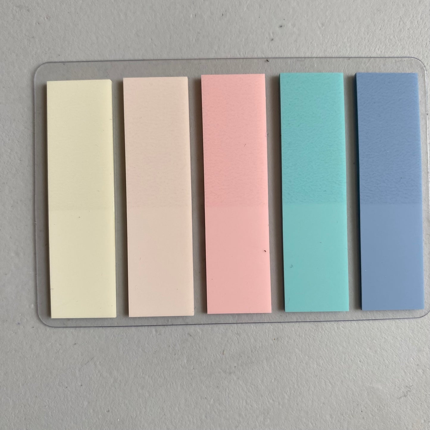 Sticky notes banderas translucidas