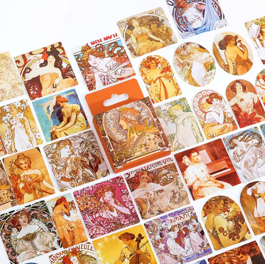 Cajita de stickers Mucha-45 pzas