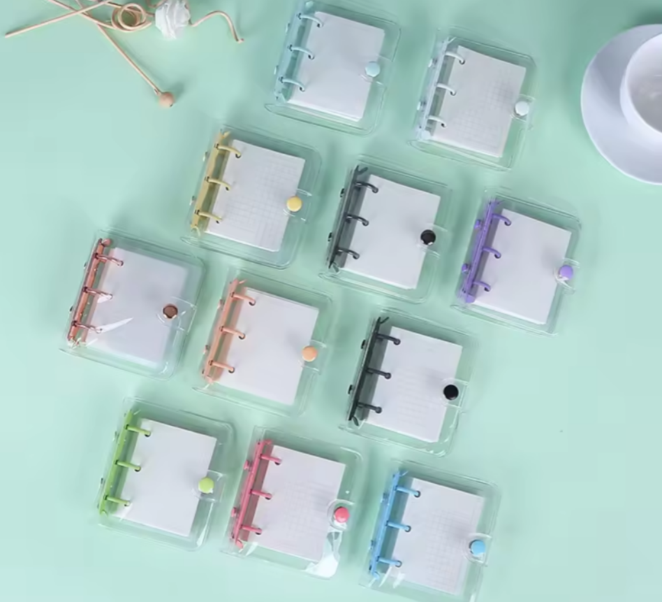 Mini binder tamaño A7 + Hojas cuadriculadas