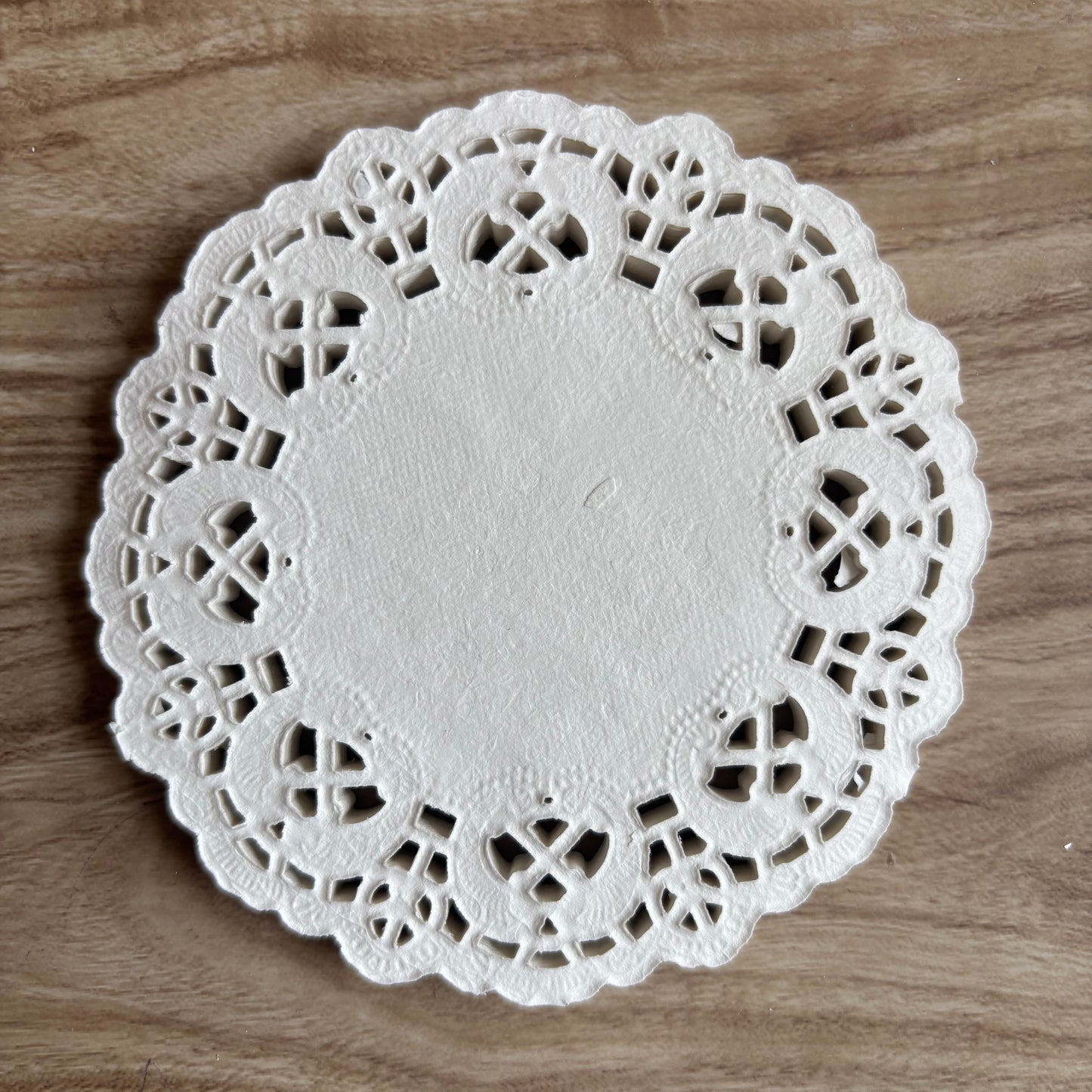 Blondas decorativas blancas-100 pzas