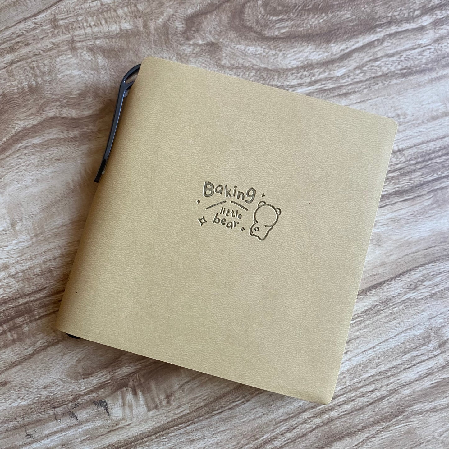 Cuaderno A7 hojas blancas + lapicero