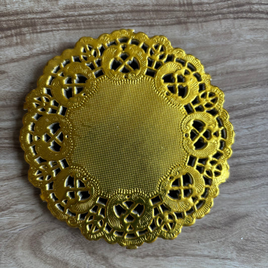 Blondas decorativas doradas-45 pzas