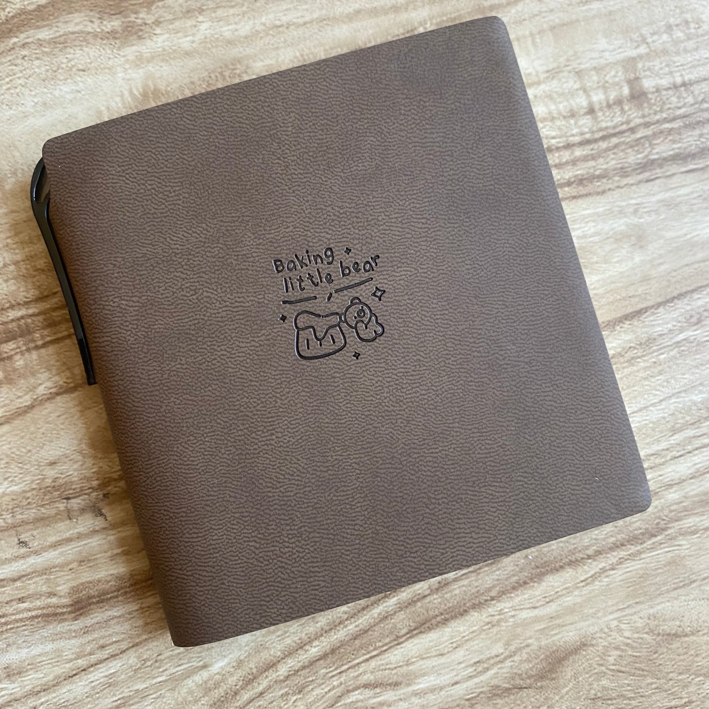 Cuaderno A7 hojas blancas + lapicero