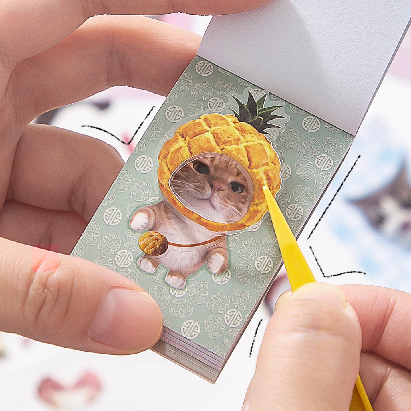 Mini librito cute cat dress up-50 pzas