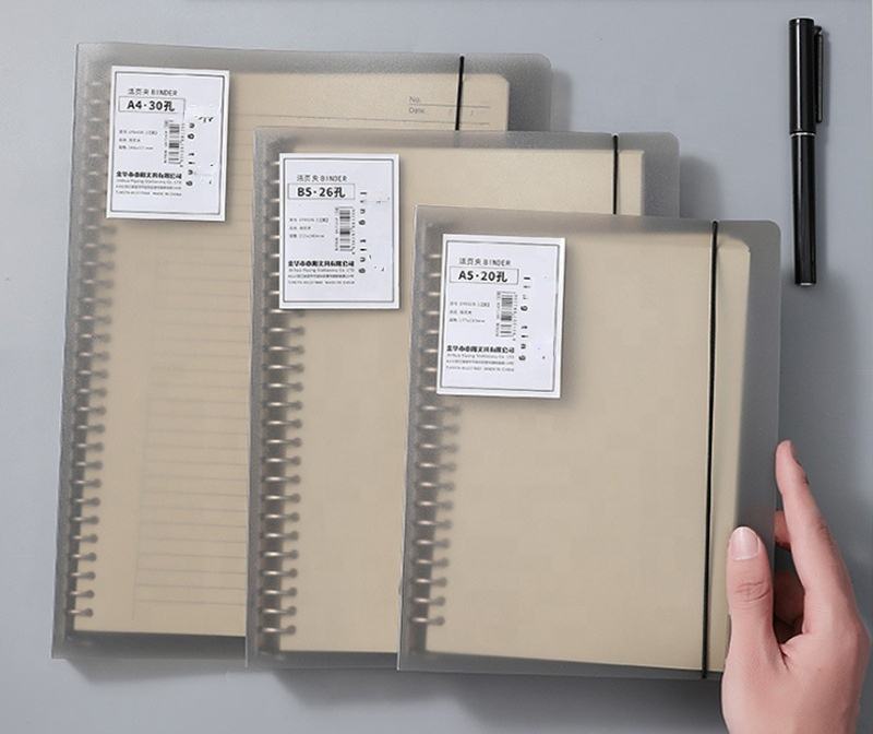 Cuaderno infinito transparente A5 8 anillas (no incluye hojas)-1 pza